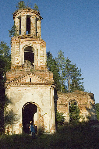 Горышино. Церковь Николая Чудотворца. фасады, Колокольня Никольской церкви в Горышино