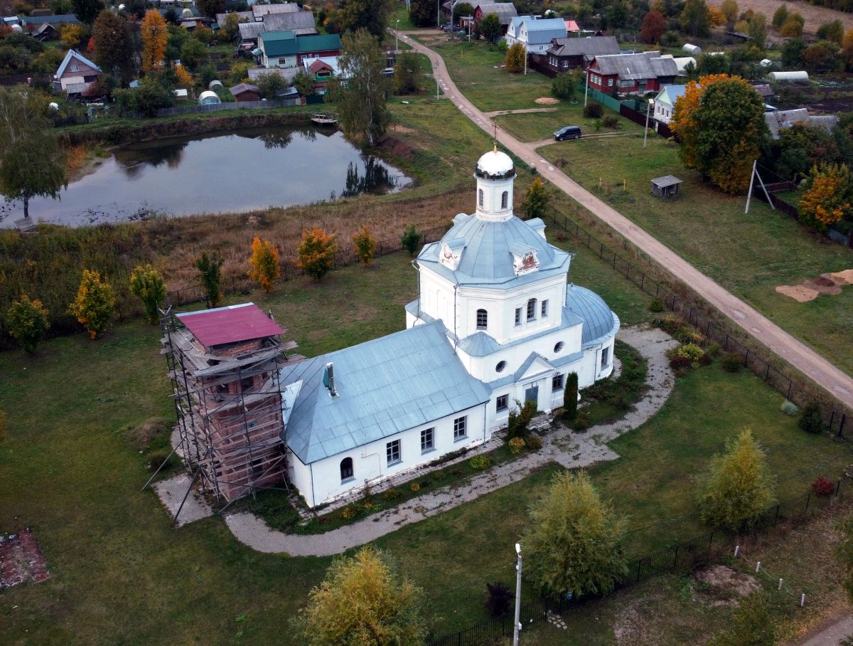 Церковь Иоанна Богослова, Афанасьево (Александровский район, Владимирская область). общий вид в ландшафте