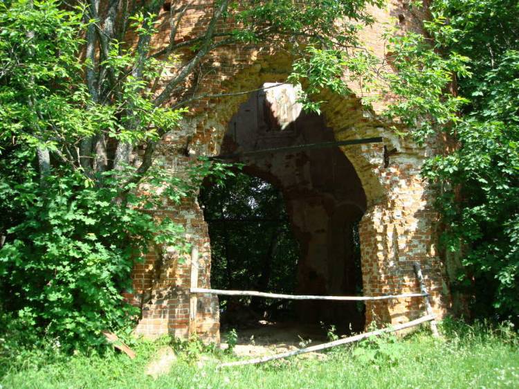 Церковь Покрова Пресвятой Богородицы, Осоргино (Малоярославецкий район, Калужская область). архитектурные детали