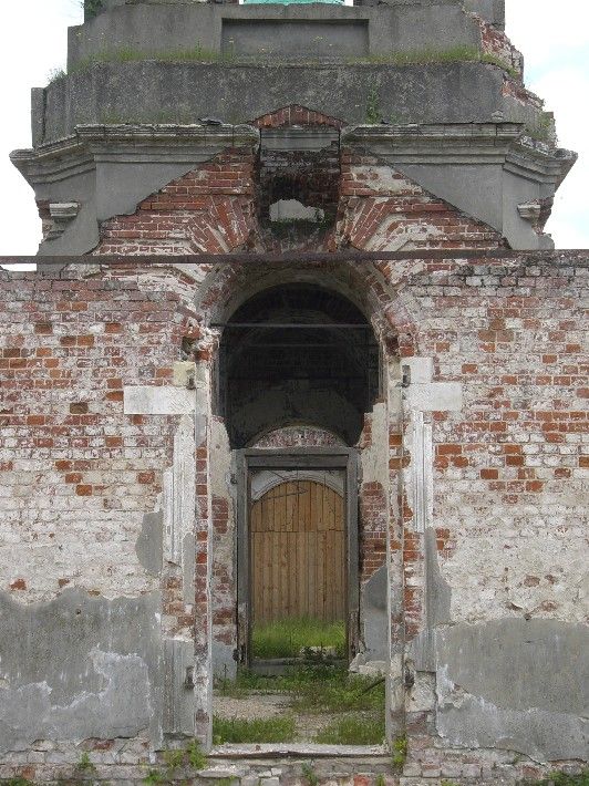 Церковь Троицы Живоначальной, Ольявидово (Дмитровский городской округ, Московская область). архитектурные детали, Троицкая церковь в селе Ольявидово