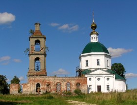 Ольявидово. Церковь Троицы Живоначальной