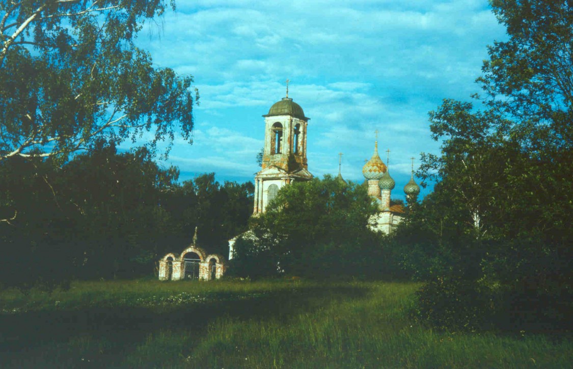 Церковь Казанской иконы Божией Матери, Сеславино (Ярославский район, Ярославская область). фасады