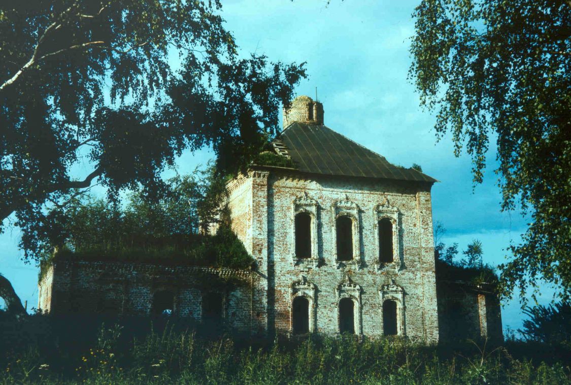 Церковь Рождества Христова, Сеславино (Ярославский район, Ярославская область). фасады