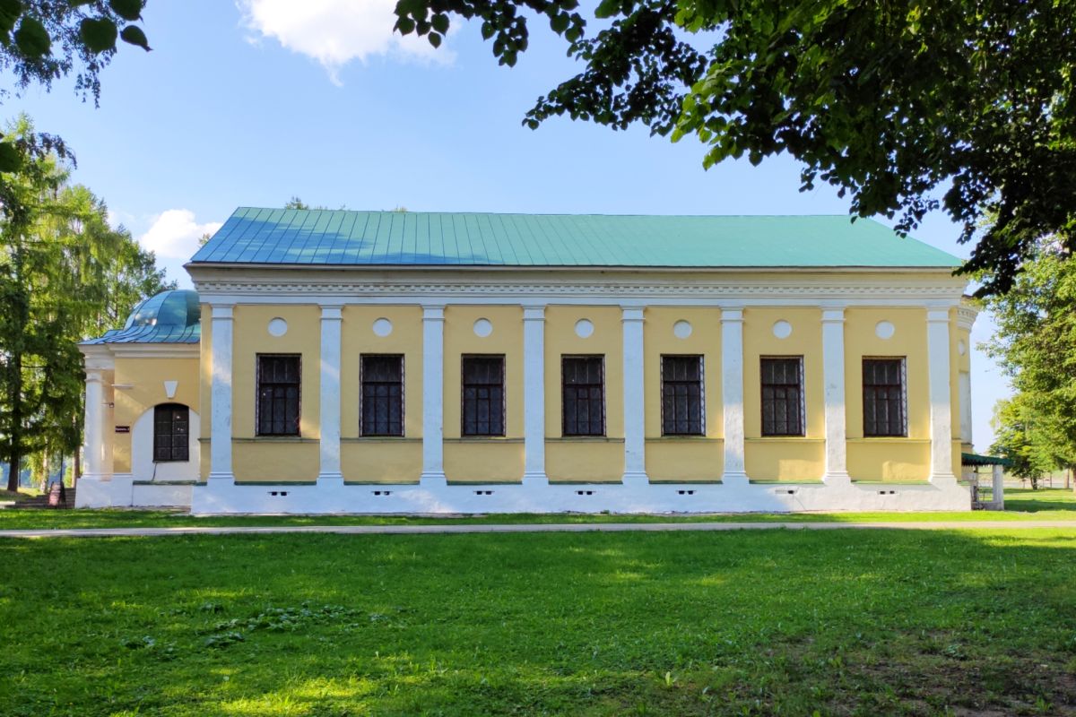 Собор Богоявления Господня, Углич (Угличский район, Ярославская область). фасады