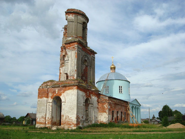 Юрьевское. Церковь Боголюбской иконы Божией Матери. фасады