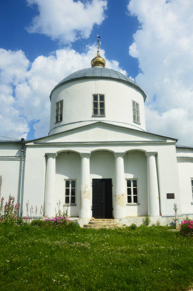 Церковь Боголюбской иконы Божией Матери, Юрьевское (Малоярославецкий район, Калужская область). фасады