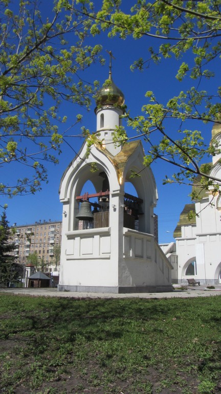 Южнопортовый. Церковь Александра Невского в Кожухове. фасады