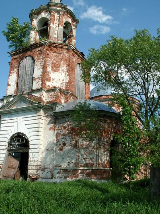 Церковь Покрова Пресвятой Богородицы, Покровское (Кимрский район и г. Кимры, Тверская область). архитектурные детали