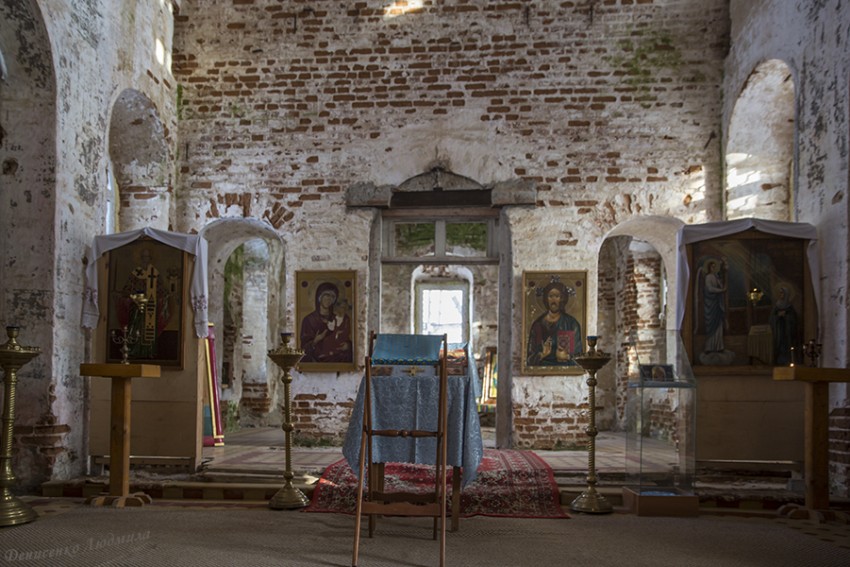 Церковь Благовещения Пресвятой Богородицы (Сергия Радонежского), Серединское (Боровский район, Калужская область). интерьер и убранство