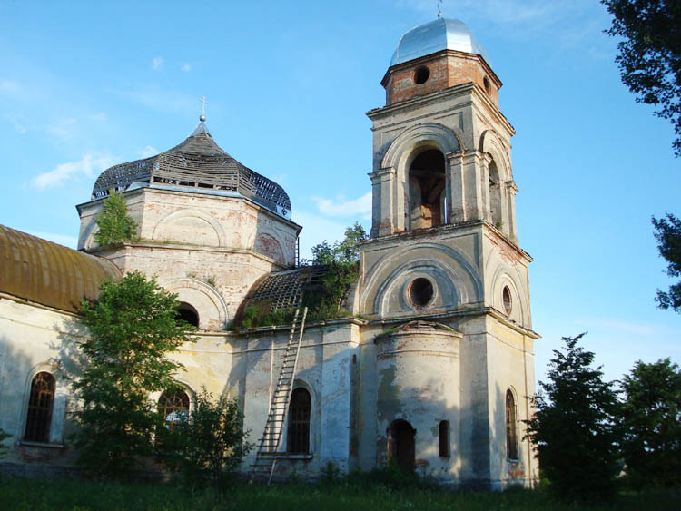 Церковь Николая Чудотворца, Боболи (Малоярославецкий район, Калужская область). фасады
