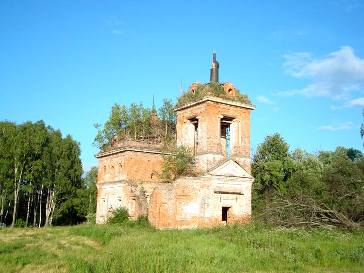 Церковь Иоанна Предтечи, Ивановское (Боровский район, Калужская область). общий вид в ландшафте