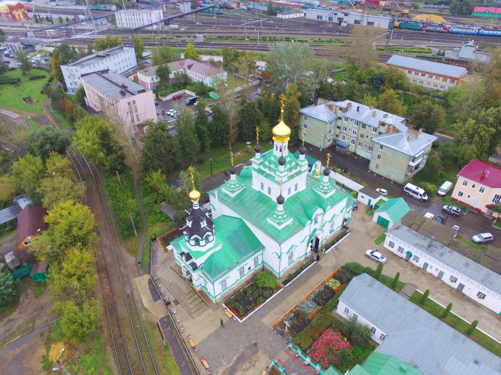 Церковь Иверской иконы Божией Матери, Орёл (Орёл, город, Орловская область). общий вид в ландшафте, Вид с юго-запада, фото с квадрокоптера.