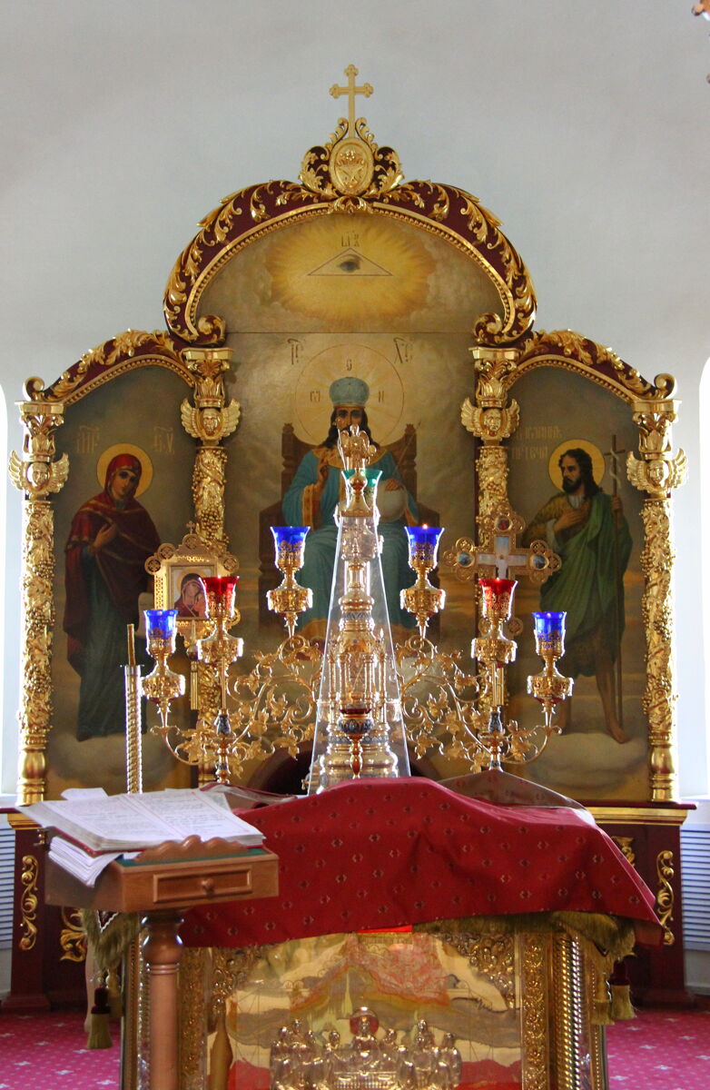Церковь Иверской иконы Божией Матери, Орёл (Орёл, город, Орловская область). интерьер и убранство, Алтарь церки.