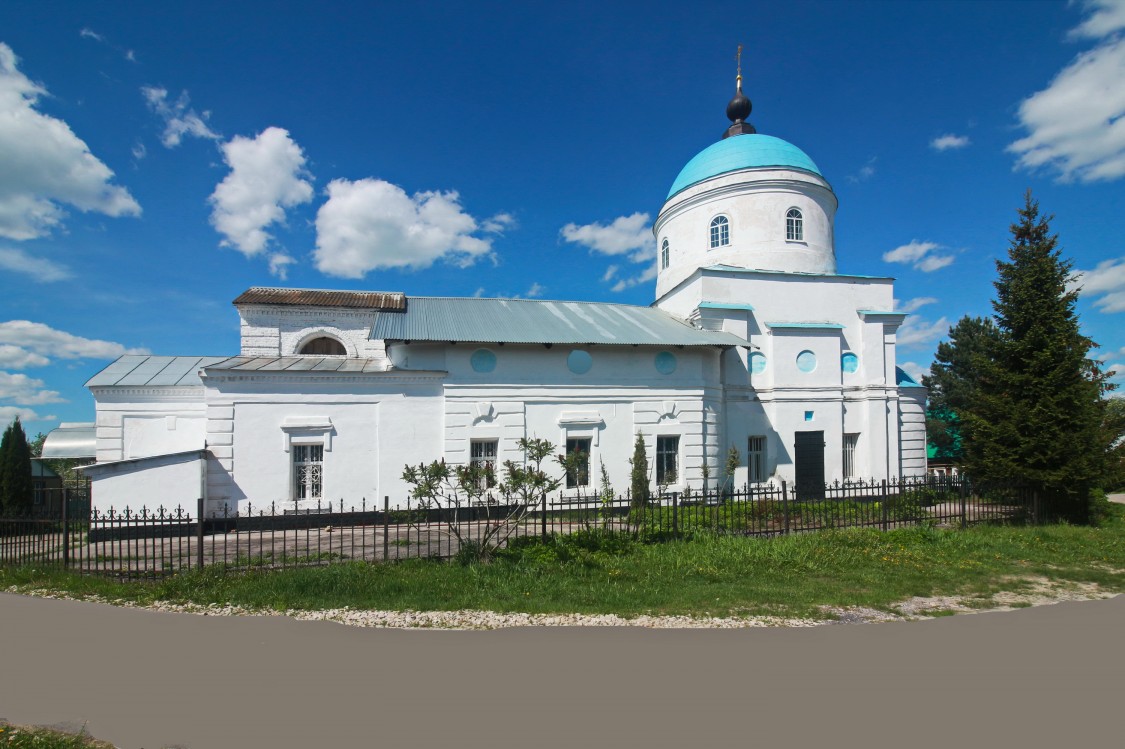 Чекалин. Церковь Введения во храм Пресвятой Богородицы. фасады