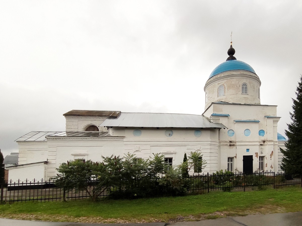 Чекалин. Церковь Введения во храм Пресвятой Богородицы. фасады