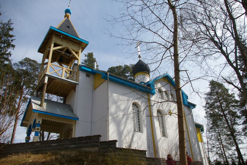 Огре. Церковь Николая Чудотворца. общий вид в ландшафте, Колокольня.