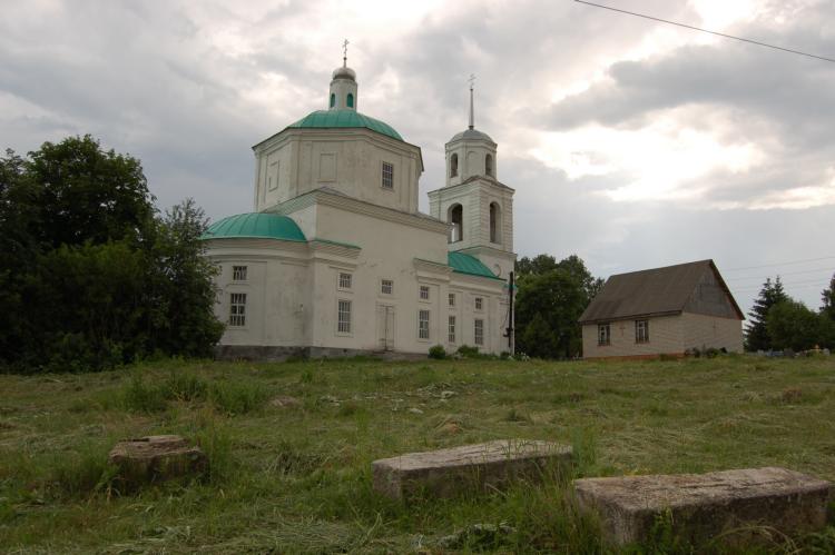 Церковь Иоанна Богослова, Платоново (Орловский район, Орловская область). общий вид в ландшафте