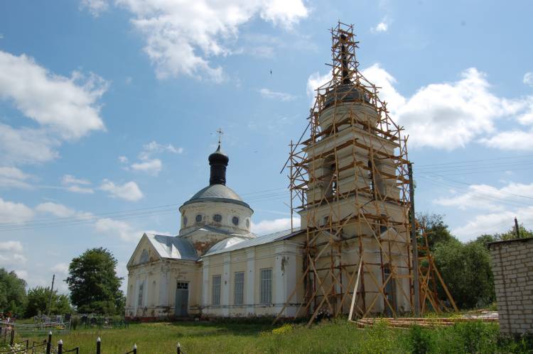 Солнцево. Церковь Никиты мученика. общий вид в ландшафте