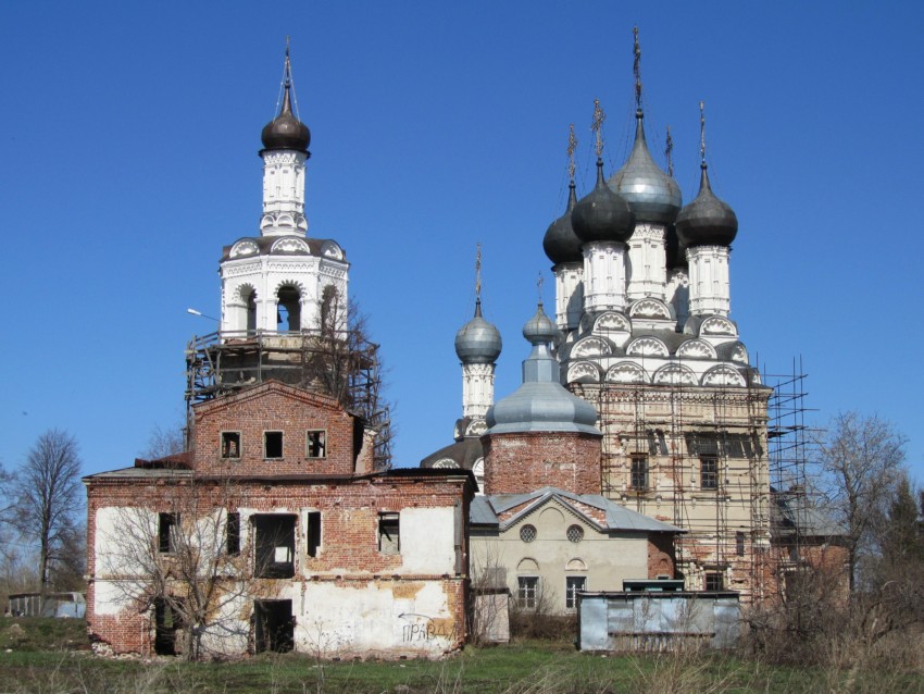 Церковь Троицы Живоначальной, Дединово (Луховицкий городской округ, Московская область). дополнительная информация, вид с юго-запада