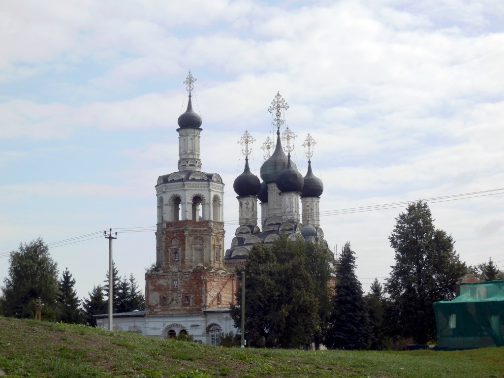 Церковь Троицы Живоначальной, Дединово (Луховицкий городской округ, Московская область). фасады