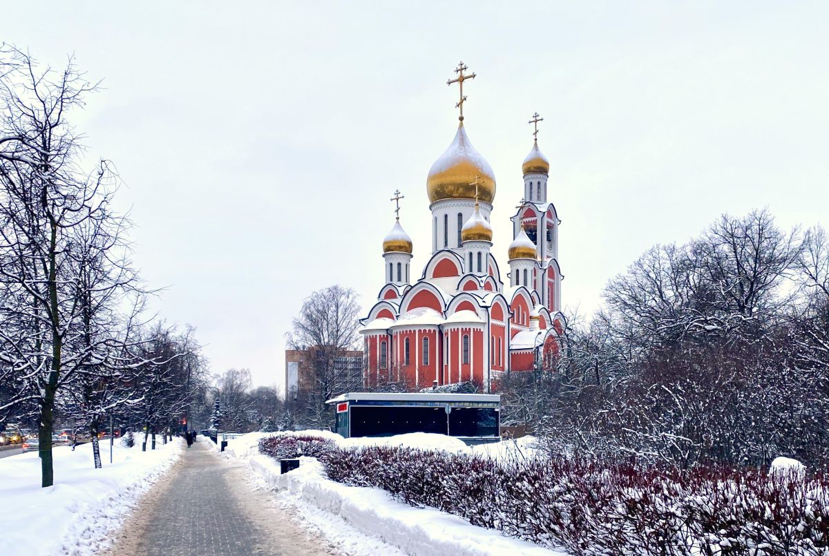Церковь Георгия Победоносца, Одинцово (Одинцовский городской округ и ЗАТО Власиха, Краснознаменск, Московская область). фасады, Вид с востока, вдоль Можайского шоссе