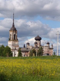 Ивановская. Церковь Троицы Живоначальной