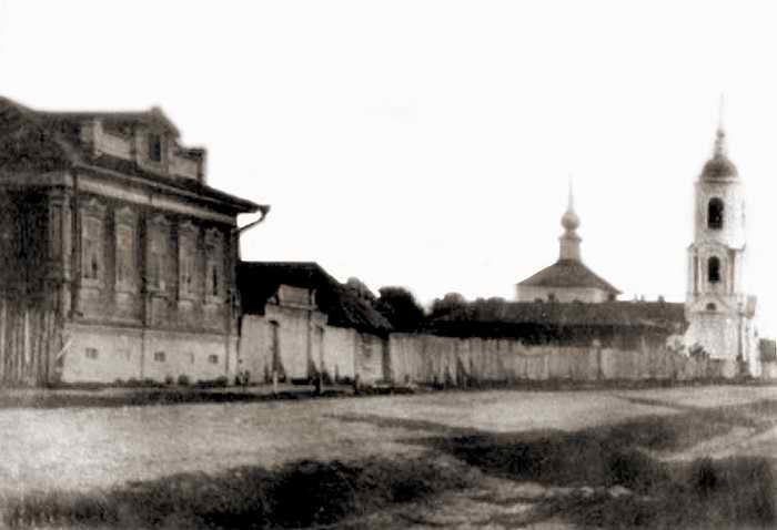 Фото начала ХХ века. Источник: https://www.elatma2008.narod.ru/E01_files/image013.jpg, архивная фотография. Церковь Вознесения Господня, Елатьма (Касимовский район и г. Касимов, Рязанская область)