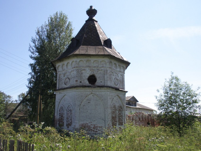 Лучниково. Владимирская Заоникиева пустынь. фасады, Северо-западная башня монастырской ограды