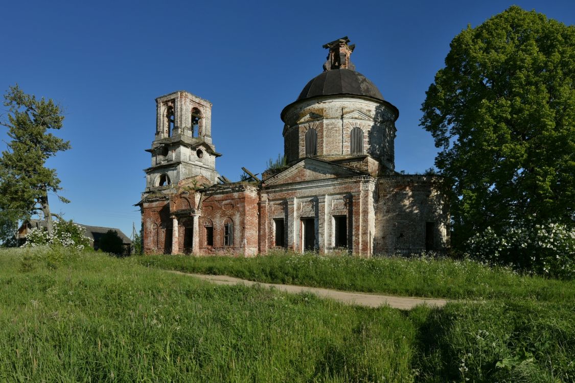 Беседное. Церковь Николая Чудотворца. общий вид в ландшафте, Общий вид с юго-востока