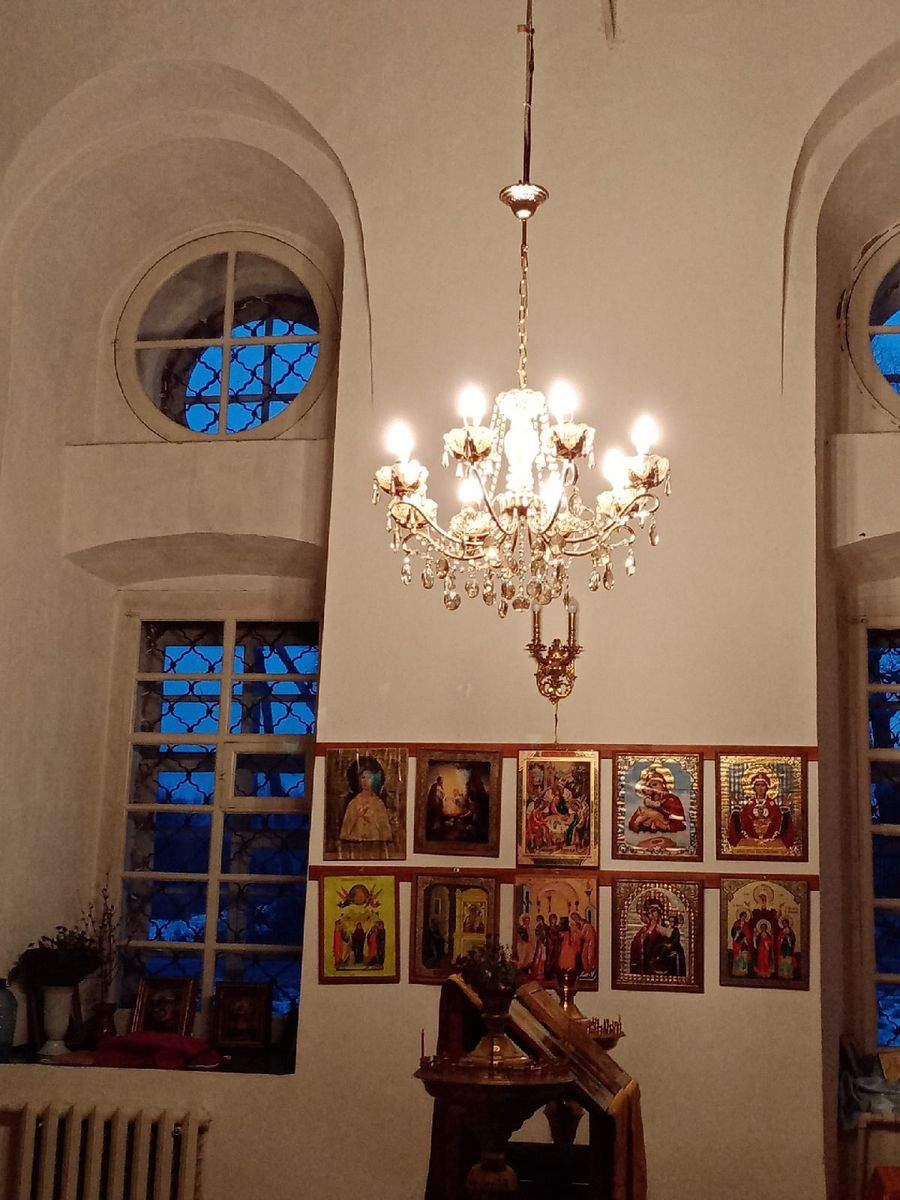 Церковь Никиты мученика, Елизарово (Переславский район и г. Переславль-Залесский, Ярославская область). интерьер и убранство, Интерьер трапезной, пристроенной к Никитскому храму