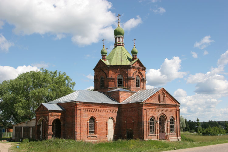 Елизарово. Церковь Троицы Живоначальной. фасады