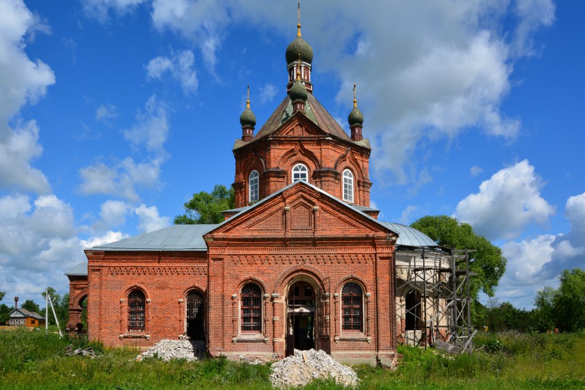 Церковь Троицы Живоначальной, Елизарово (Переславский район и г. Переславль-Залесский, Ярославская область). фасады, Вид с юга