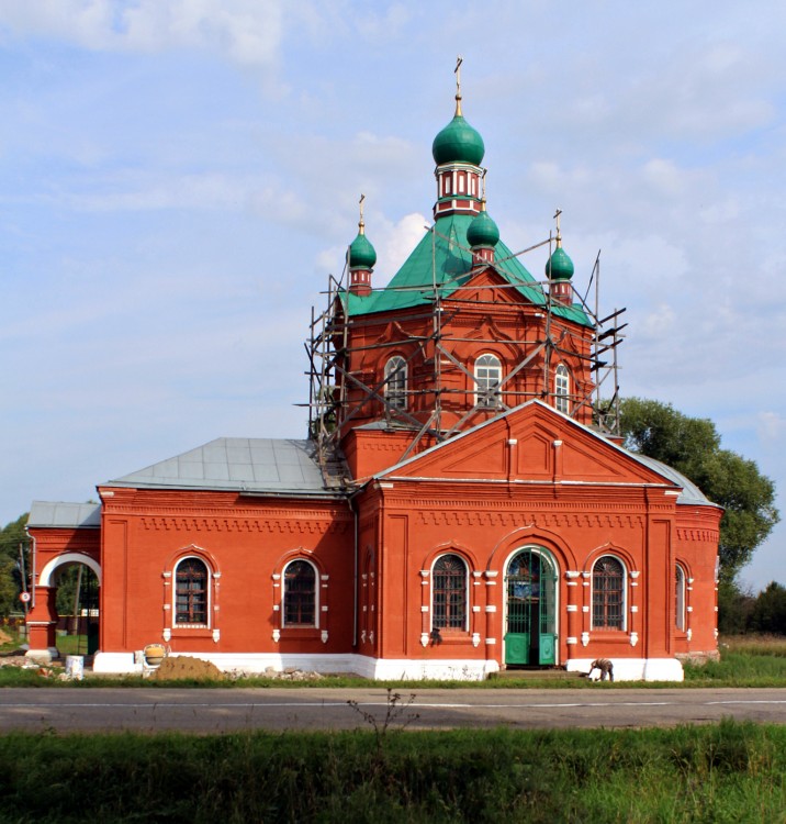Елизарово. Церковь Троицы Живоначальной. фасады