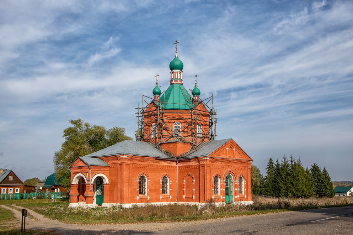 Елизарово. Церковь Троицы Живоначальной. фасады