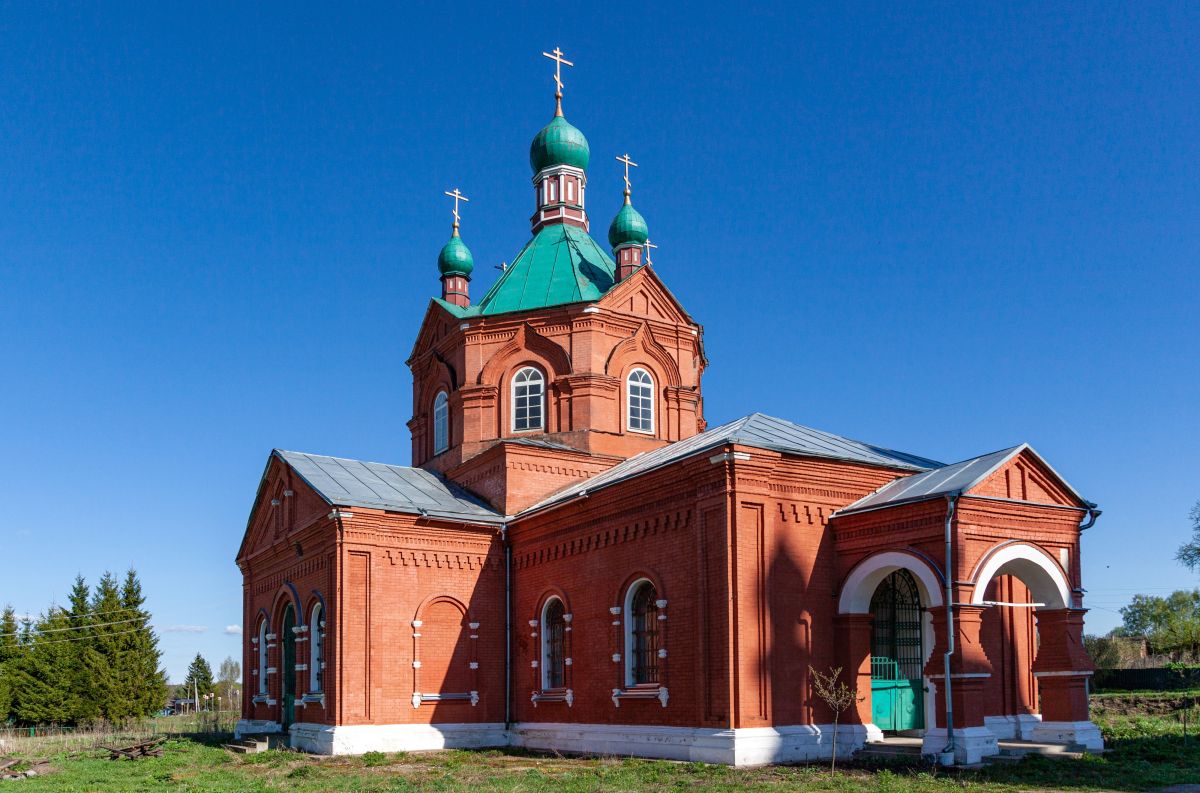 Церковь Троицы Живоначальной, Елизарово (Переславский район и г. Переславль-Залесский, Ярославская область). фасады