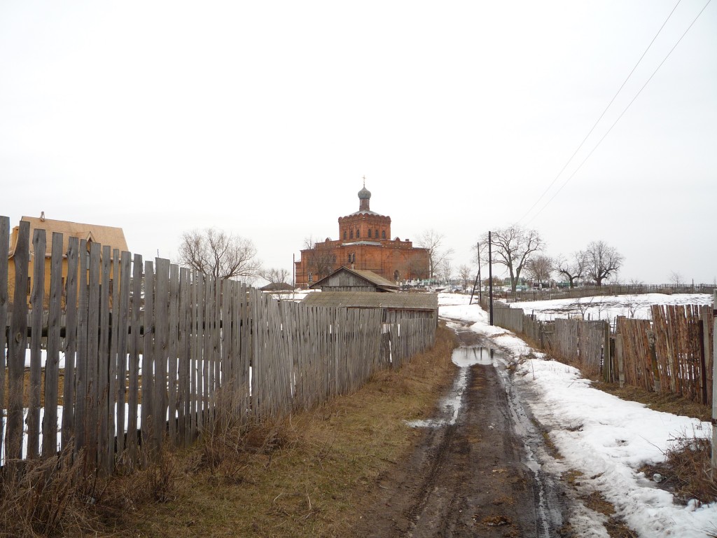 Церковь Покрова Пресвятой Богородицы, Коростово (Рязанский район, Рязанская область). общий вид в ландшафте, Храм Покрова Пресвятой Богородицы