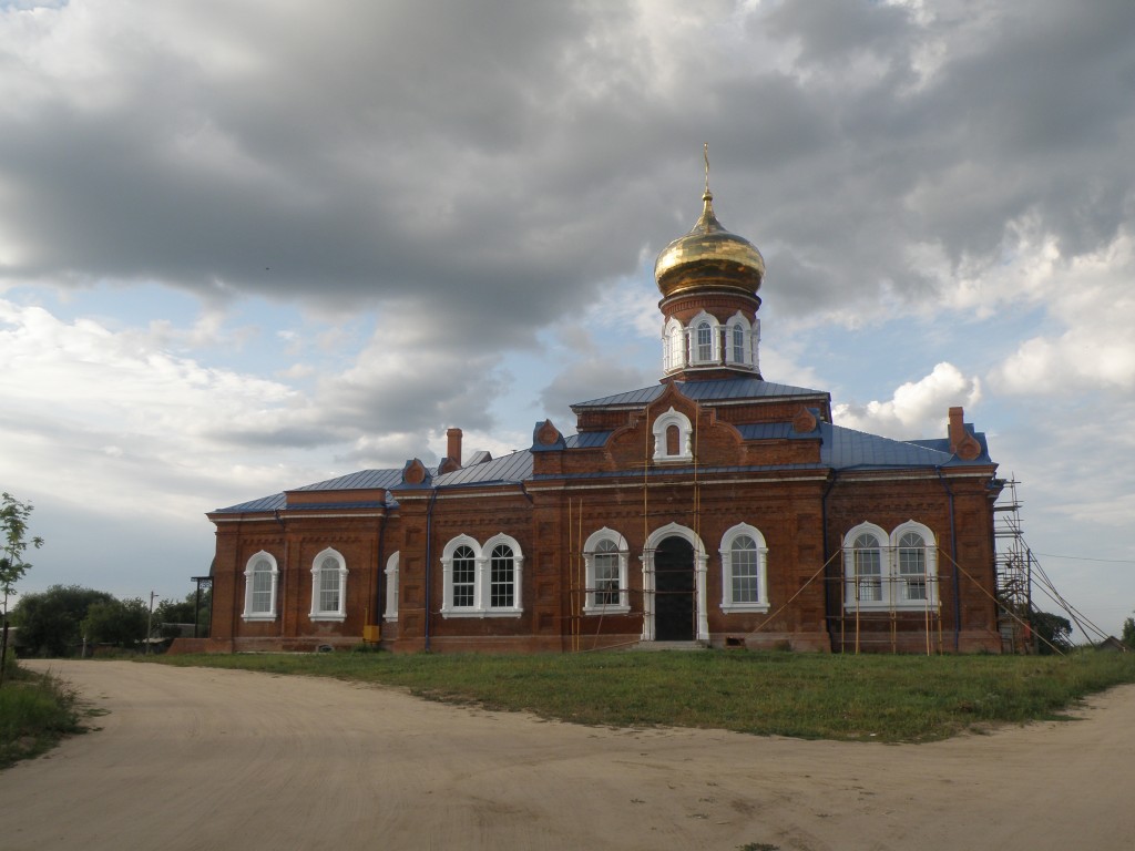 Новосёлки. Церковь Введения во храм Пресвятой Богородицы. фасады