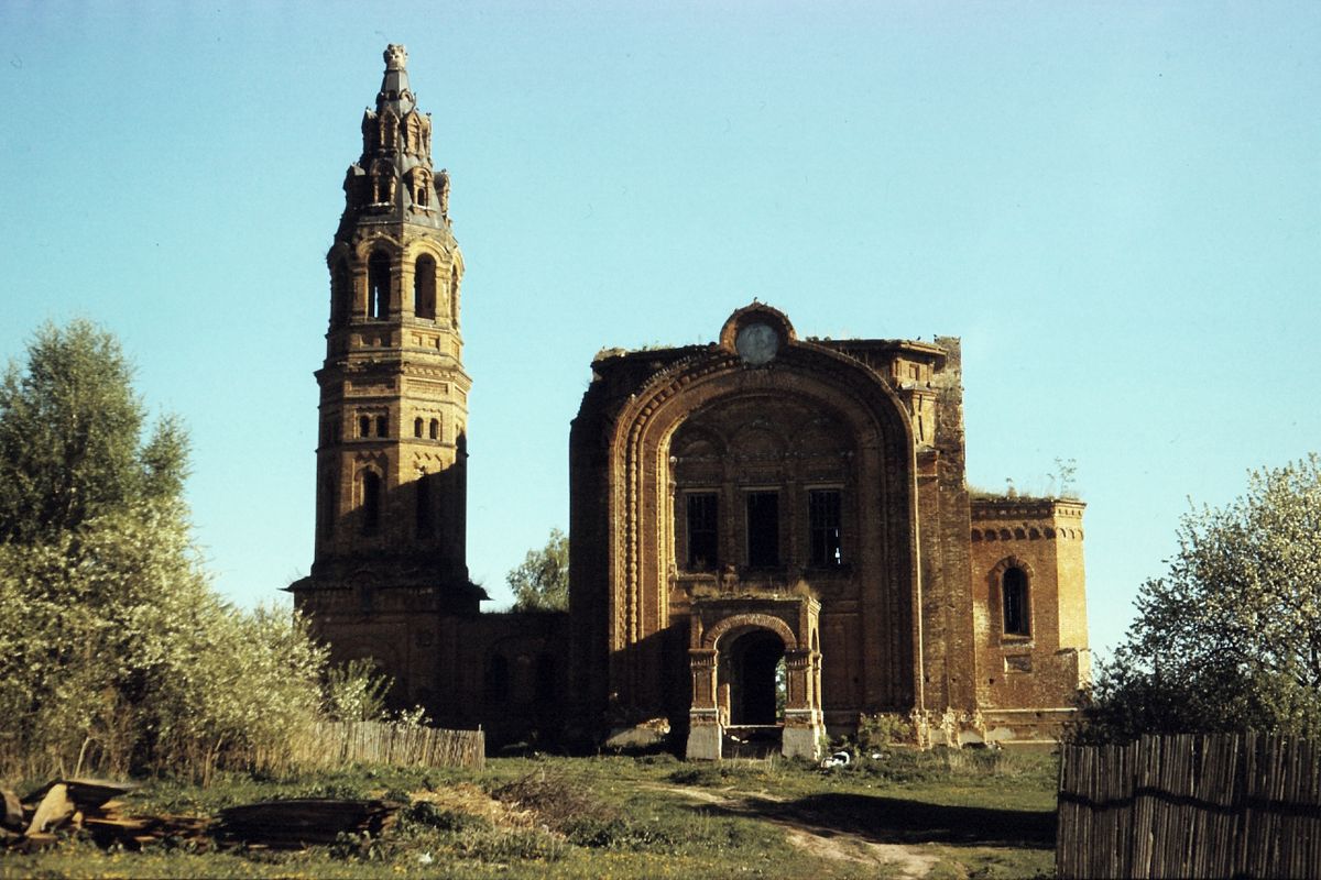 Церковь Николая Чудотворца, Нижние Подгоричи (Перемышльский район, Калужская область). фасады
