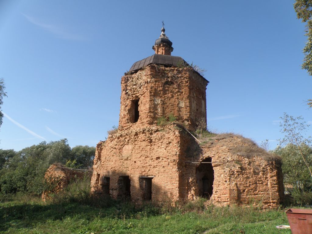 Церковь Параскевы Пятницы, Кумовское (Бабынинский район, Калужская область). фасады