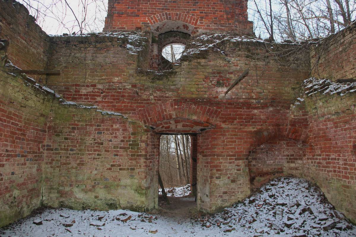 интерьер и убранство. Церковь Архангела Михаила и Казанской иконы Божией Матери, Лаврентьев Холм, урочище (Борисоглебский район, Ярославская область)