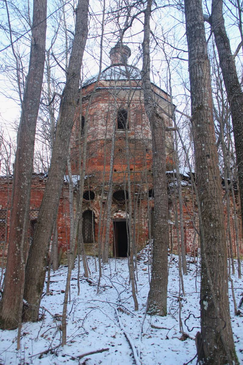 интерьер и убранство. Церковь Архангела Михаила и Казанской иконы Божией Матери, Лаврентьев Холм, урочище (Борисоглебский район, Ярославская область)