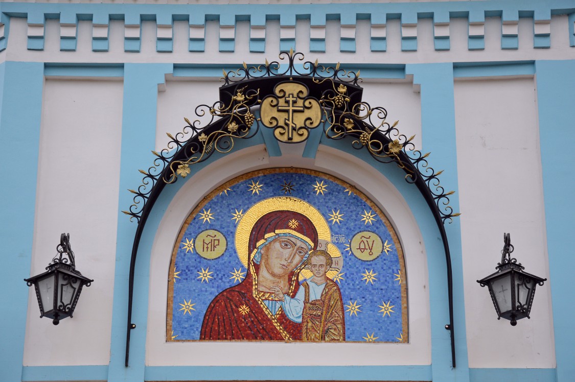 Церковь Казанской иконы Божией Матери, Шексна (Шекснинский район, Вологодская область). архитектурные детали