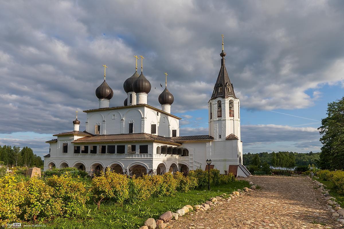фасады. Церковь Богоявления Господня на Острову, Хопылёво (Рыбинский район, Ярославская область)