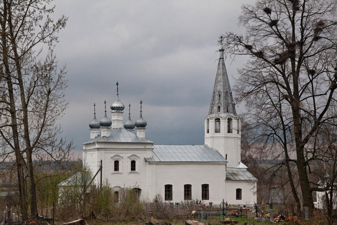 Церковь Михаила Архангела, Савинское (Тутаевский район, Ярославская область). фасады
