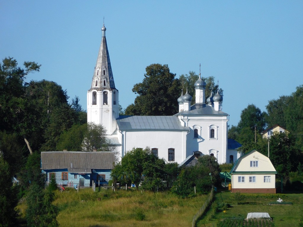 Церковь Михаила Архангела, Савинское (Тутаевский район, Ярославская область). фасады