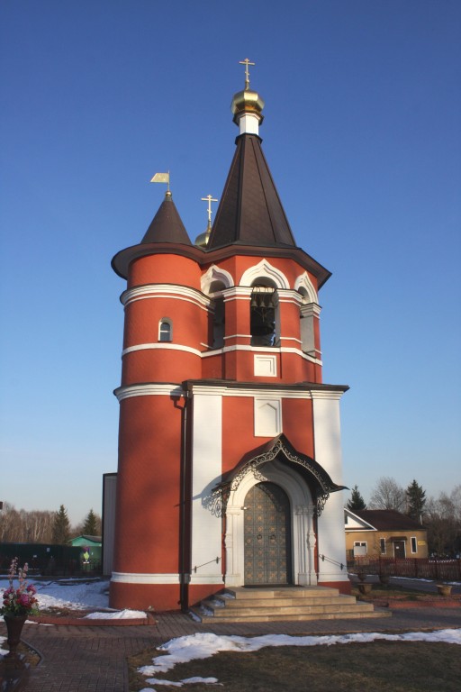 Церковь Всех Святых на новом городском кладбище, Дмитров (Дмитровский городской округ, Московская область). фасады