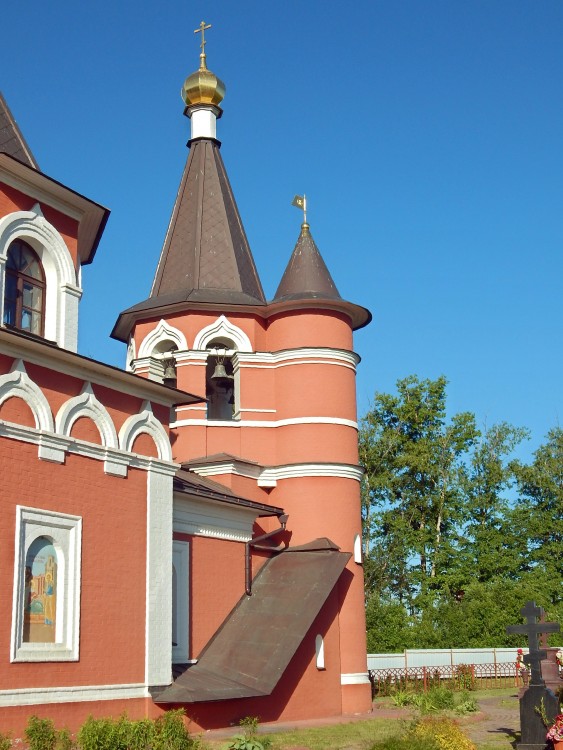 Дмитров. Церковь Всех Святых на новом городском кладбище. архитектурные детали