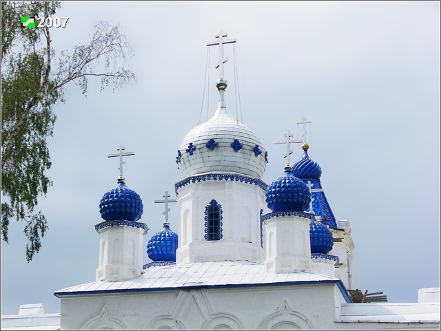 Спас-Купалище. Подворье Боголюбского женского монастыря. Церковь Спаса Преображения. архитектурные детали, Завершение основного объёма, вид с востока