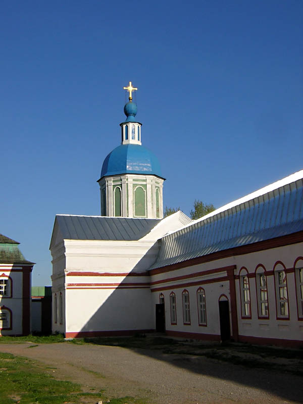 Санаксырь. Рождество-Богородичный Санаксарский мужской монастырь. Церковь Владимирской иконы Божией Матери. фасады