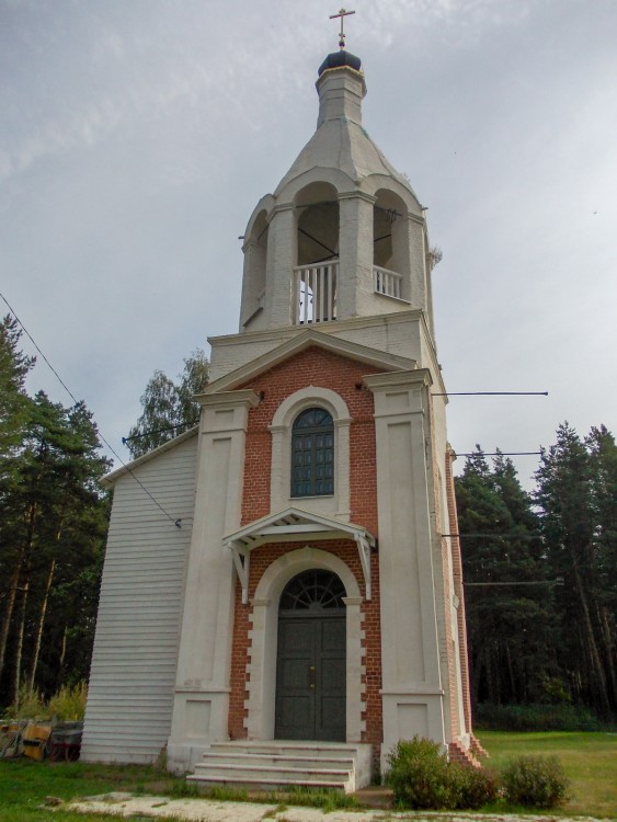 Белоозёрский. Церковь Димитрия Солунского на Дорке. фасады